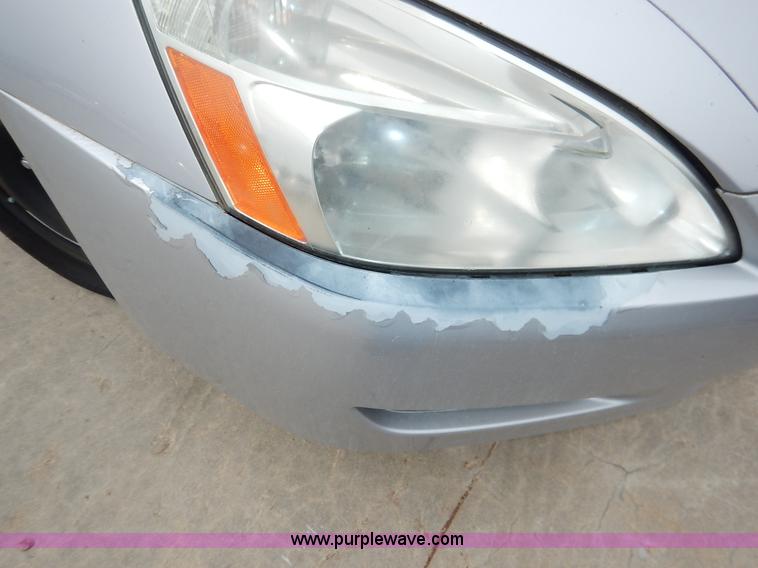 image for item K8889 2004 Honda Accord