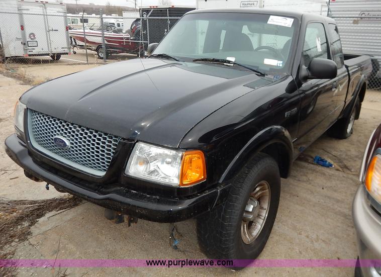 image for item K8890 2003 Ford Ranger pickup truck
