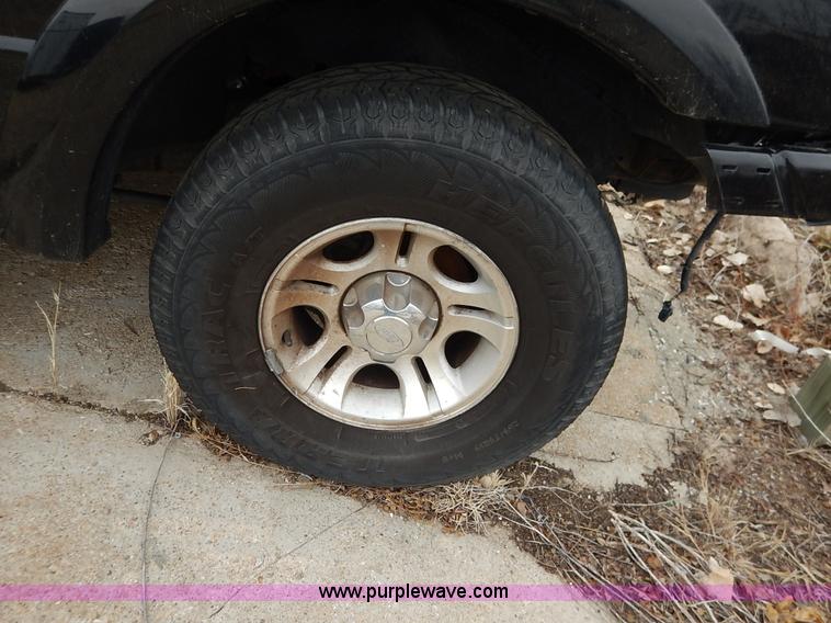 image for item K8890 2003 Ford Ranger pickup truck