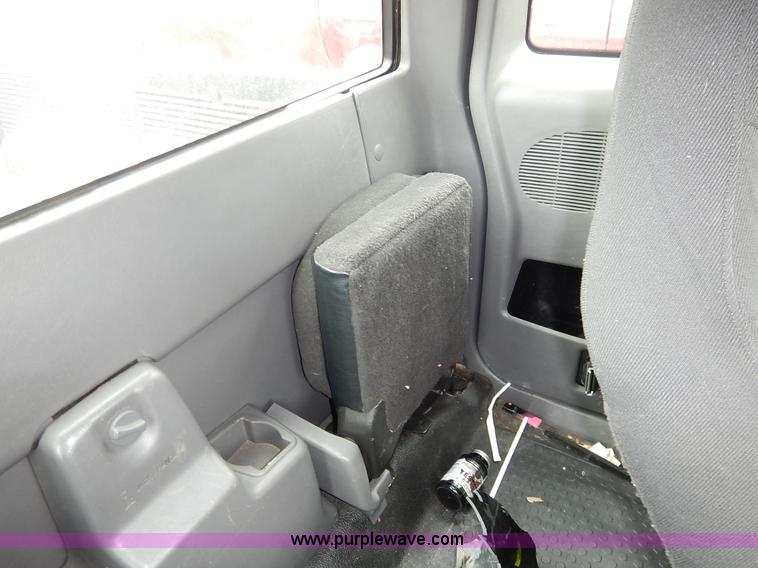 image for item K8890 2003 Ford Ranger pickup truck