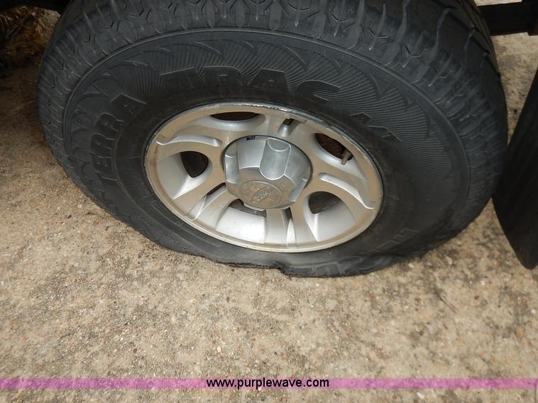 image for item K8890 2003 Ford Ranger pickup truck