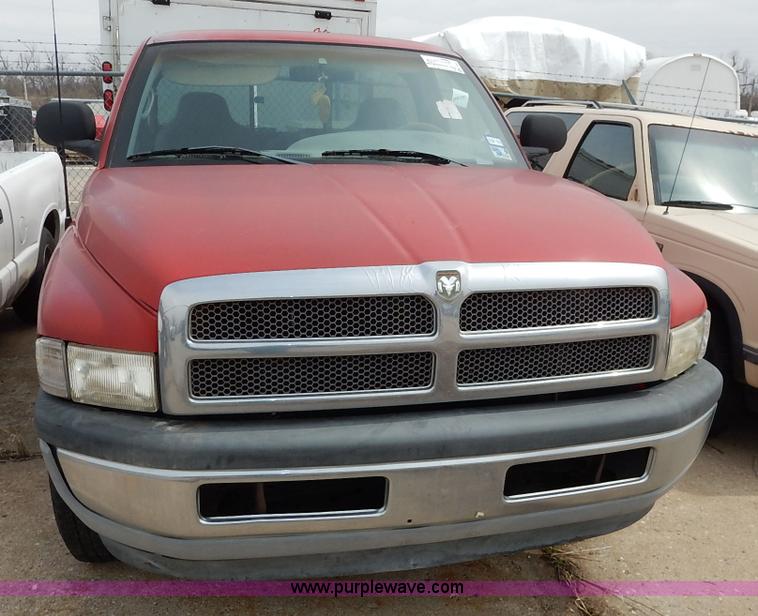image for item K8892 1998 Dodge Ram 1500 pickup truck