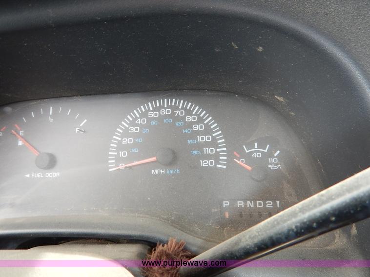 image for item K8892 1998 Dodge Ram 1500 pickup truck