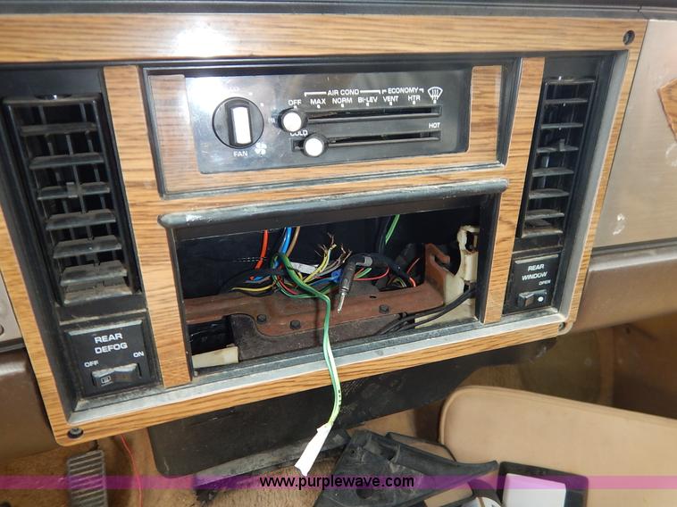 image for item K8893 1985 Chevrolet Blazer SUV