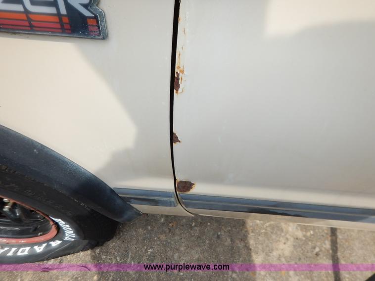 image for item K8893 1985 Chevrolet Blazer SUV