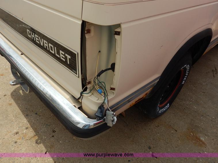 image for item K8893 1985 Chevrolet Blazer SUV