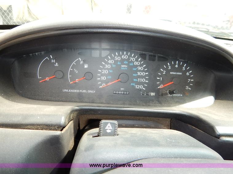 image for item K8894 1999 Dodge Neon