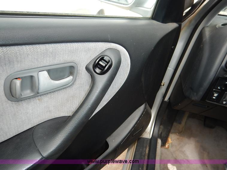 image for item K8896 1995 Infiniti g20