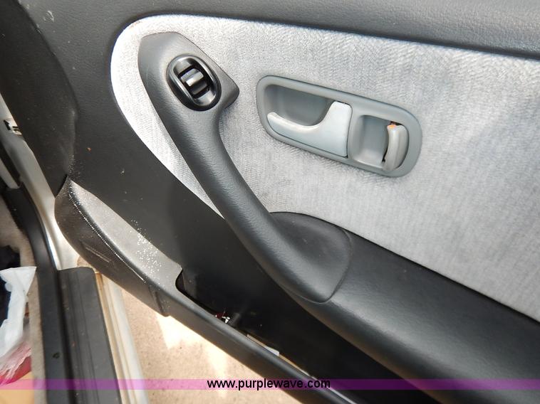 image for item K8896 1995 Infiniti g20