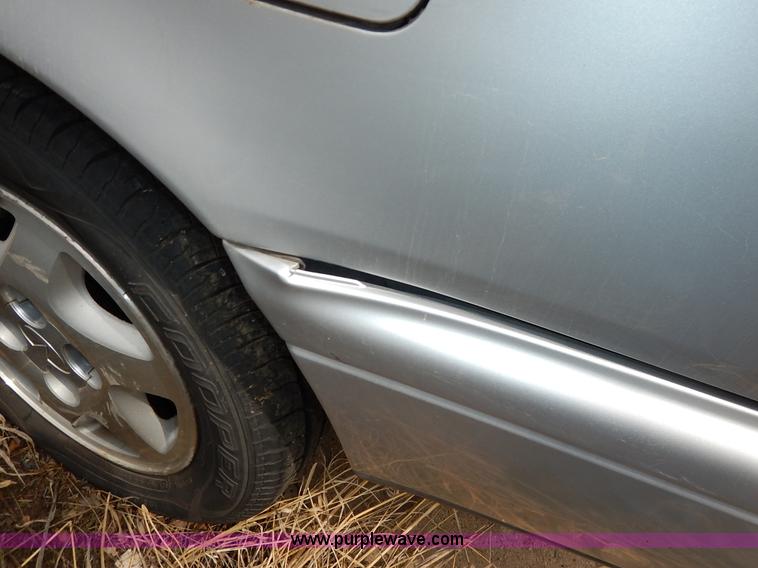 image for item K8896 1995 Infiniti g20