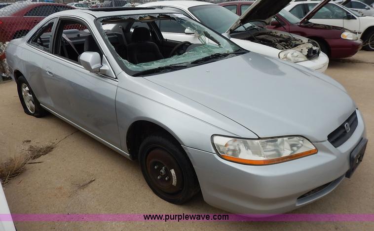 image for item K8899 2000 Honda Accord