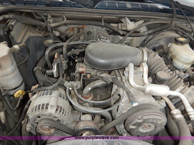 image for item K8904 2002 Chevrolet Blazer