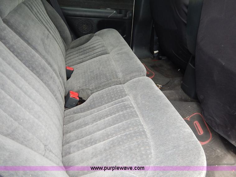 image for item K8904 2002 Chevrolet Blazer