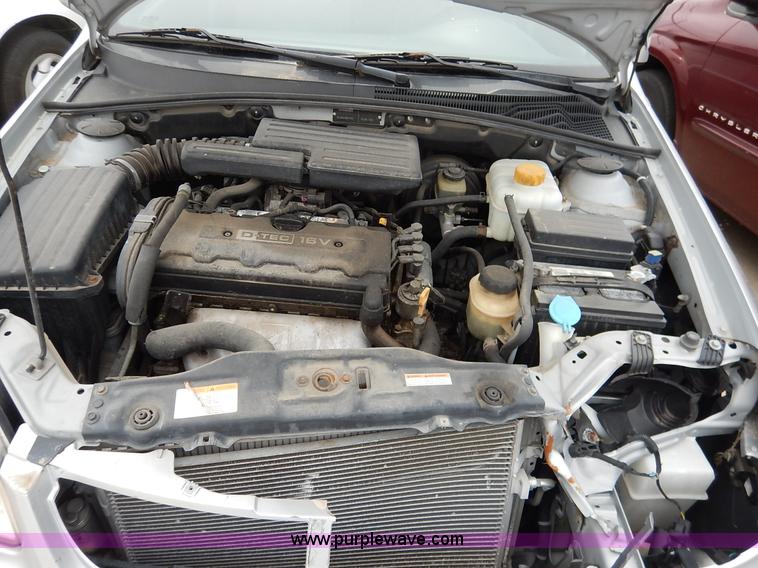 image for item K8906 2006 Suzuki Forenza