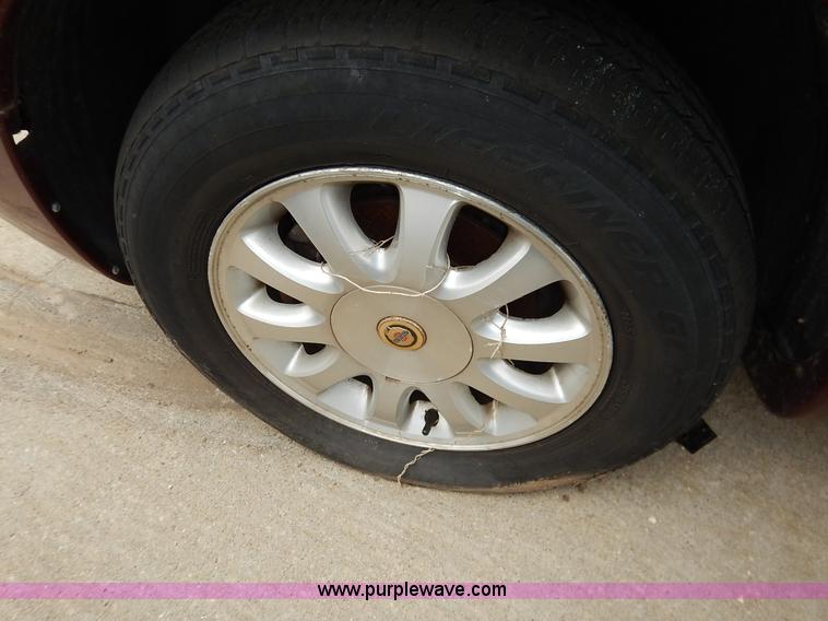 image for item K8907 2001 Chrysler Town & Country LX