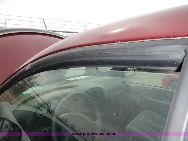 image for item K8907 2001 Chrysler Town & Country LX