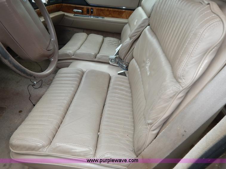 image for item K8909 1991 Buick Park Avenue