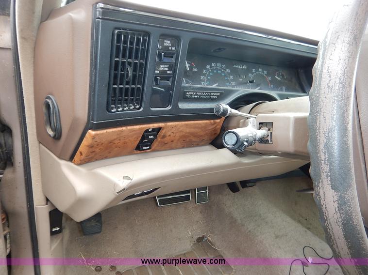 image for item K8909 1991 Buick Park Avenue