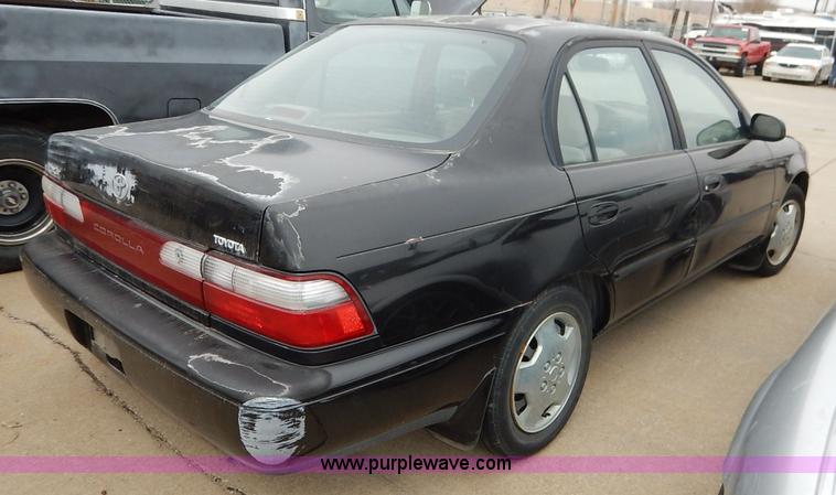 image for item K8912 1997 Toyota Corolla