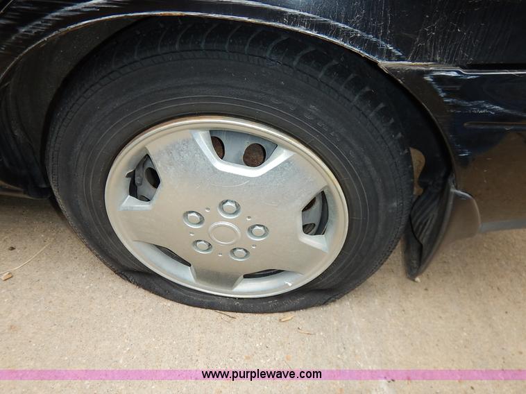 image for item K8912 1997 Toyota Corolla