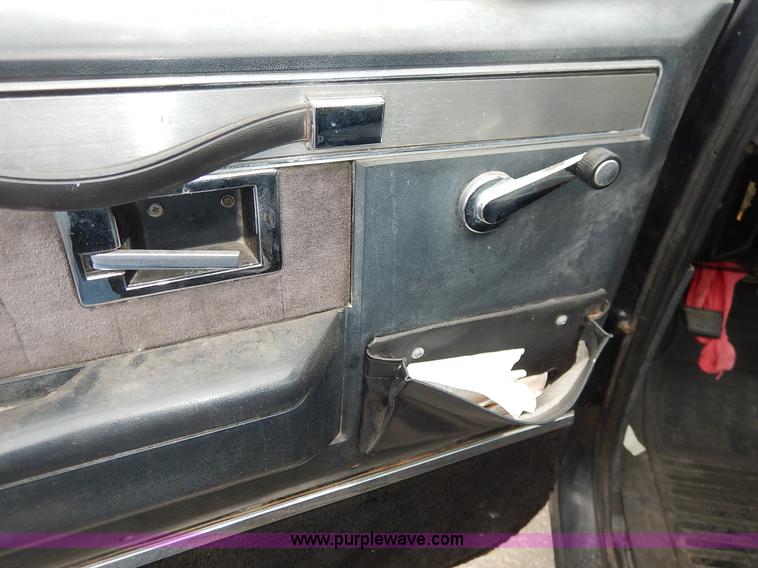 image for item K8913 1987 Chevrolet Silverado R10