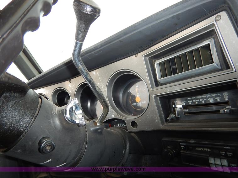 image for item K8913 1987 Chevrolet Silverado R10