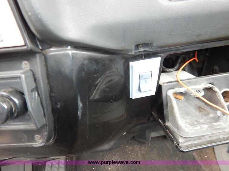 image for item K8913 1987 Chevrolet Silverado R10