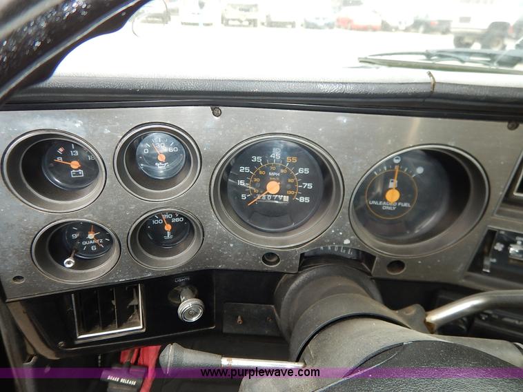 image for item K8913 1987 Chevrolet Silverado R10