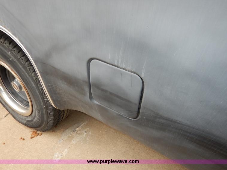 image for item K8913 1987 Chevrolet Silverado R10