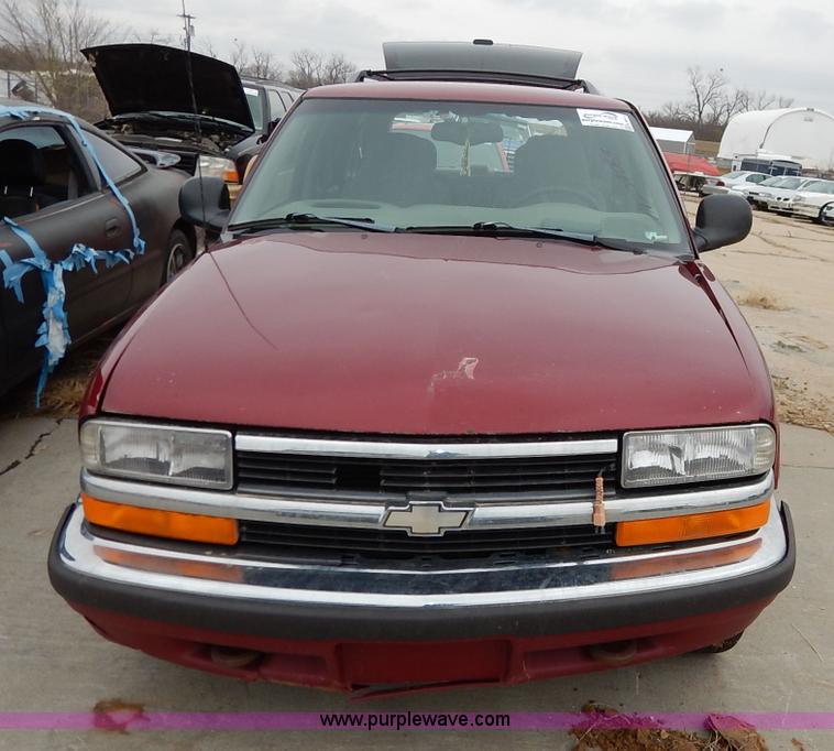 image for item K8917 1998 Chevrolet Blazer SUV