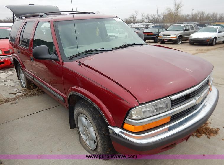 image for item K8917 1998 Chevrolet Blazer SUV