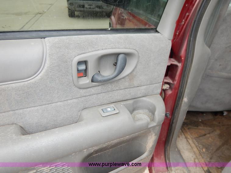 image for item K8917 1998 Chevrolet Blazer SUV