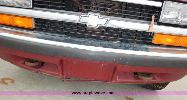 image for item K8917 1998 Chevrolet Blazer SUV