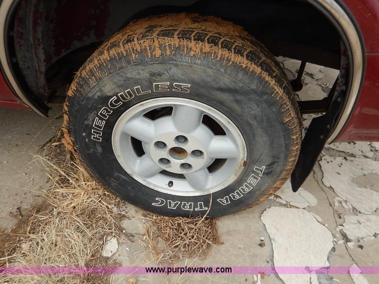 image for item K8917 1998 Chevrolet Blazer SUV