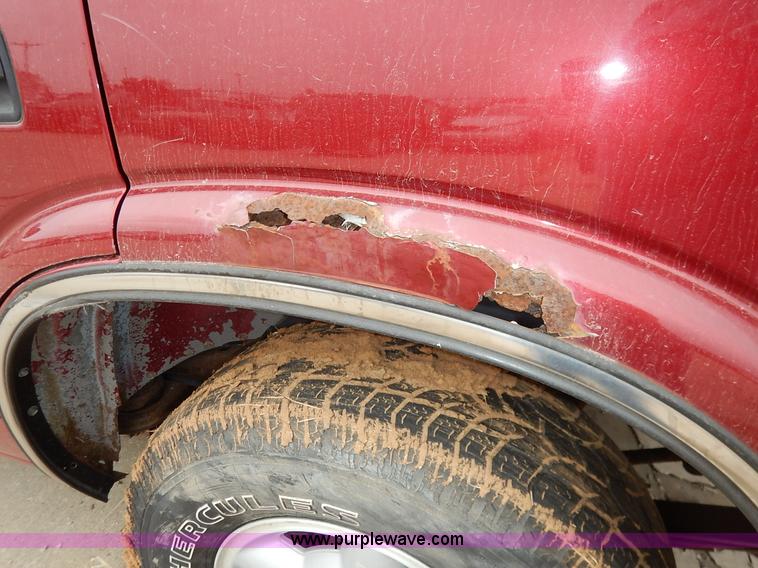 image for item K8917 1998 Chevrolet Blazer SUV