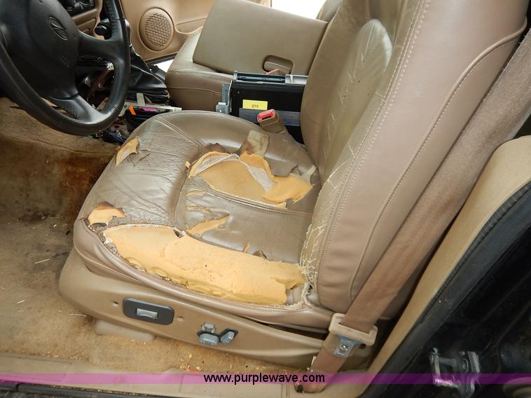 image for item K8920 2000 Oldsmobile Bravada SUV