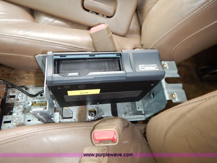 image for item K8920 2000 Oldsmobile Bravada SUV