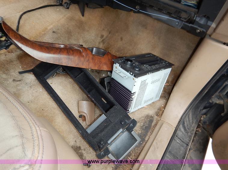 image for item K8920 2000 Oldsmobile Bravada SUV