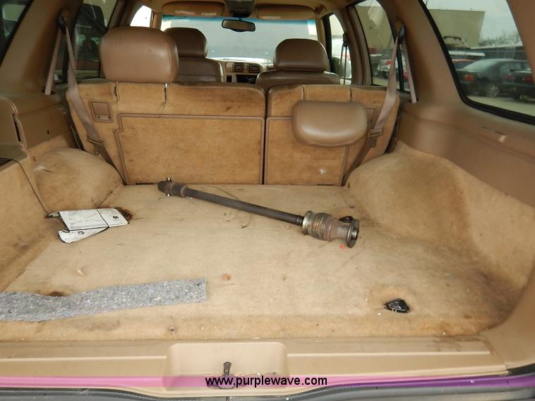 image for item K8920 2000 Oldsmobile Bravada SUV