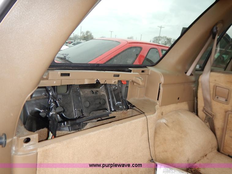 image for item K8920 2000 Oldsmobile Bravada SUV