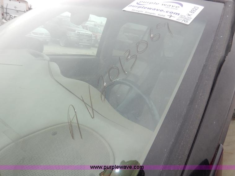 image for item K8920 2000 Oldsmobile Bravada SUV