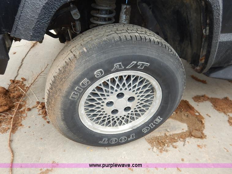 image for item K8921 1990 Jeep Wagoneer SUV