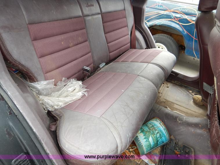 image for item K8921 1990 Jeep Wagoneer SUV