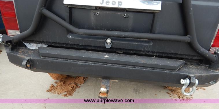 image for item K8921 1990 Jeep Wagoneer SUV