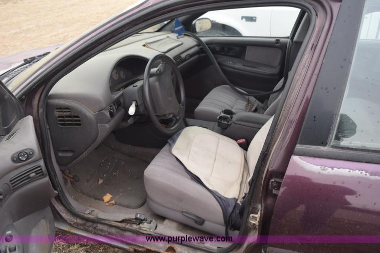 image for item K8924 1995 Dodge Intrepid