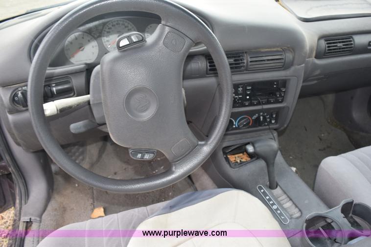 image for item K8924 1995 Dodge Intrepid