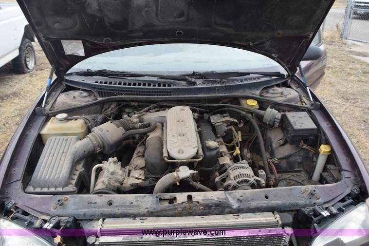 image for item K8924 1995 Dodge Intrepid