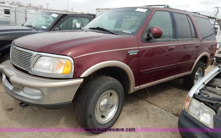 image for item K8928 1997 Ford Expedition SUV