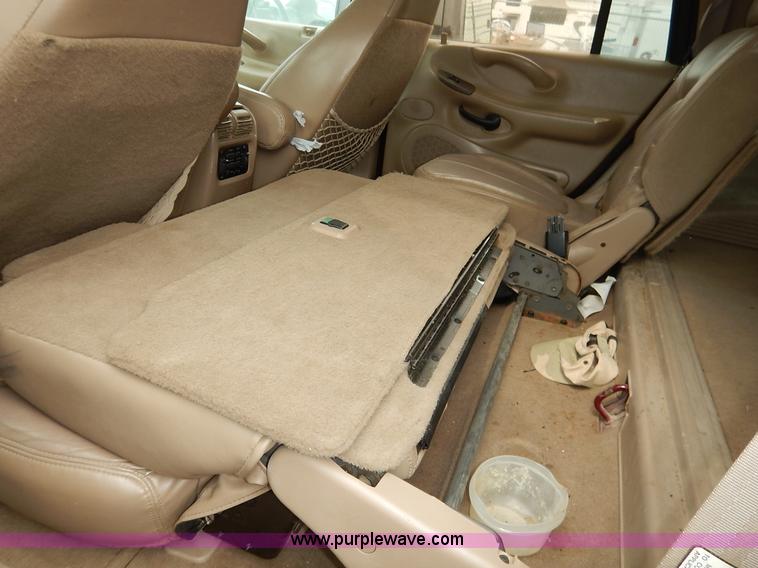 image for item K8928 1997 Ford Expedition SUV