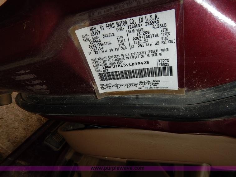 image for item K8928 1997 Ford Expedition SUV